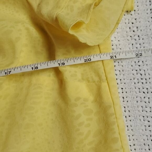 Caribbean Joe Yellow Ruffled Neck & Short Sleeve Button Down Sz L Blouse Tunic - Picture 7 of 8